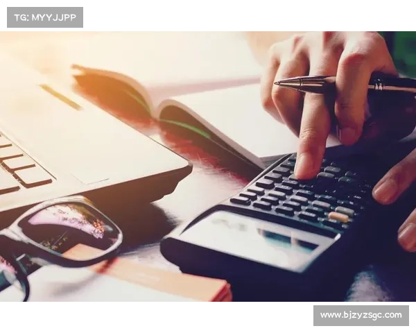 如何制定足球俱乐部可持续发展的财务管理策略与风险控制措施