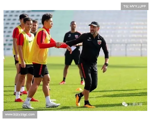 拉齐奥全攻全守战术成功秘诀揭秘:如何在进攻与防守间实现完美平衡 拉齐奥全攻全守战术成功秘诀揭秘:如何在进攻与防守间实现完美平衡